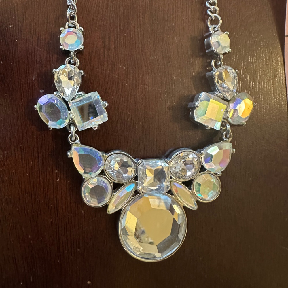 Loft Rhinestone Statement Necklace - Picture 4 of 14